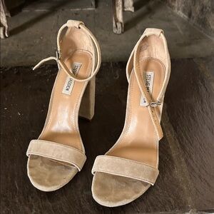 Steve Madden Beige Block Heel Sandals